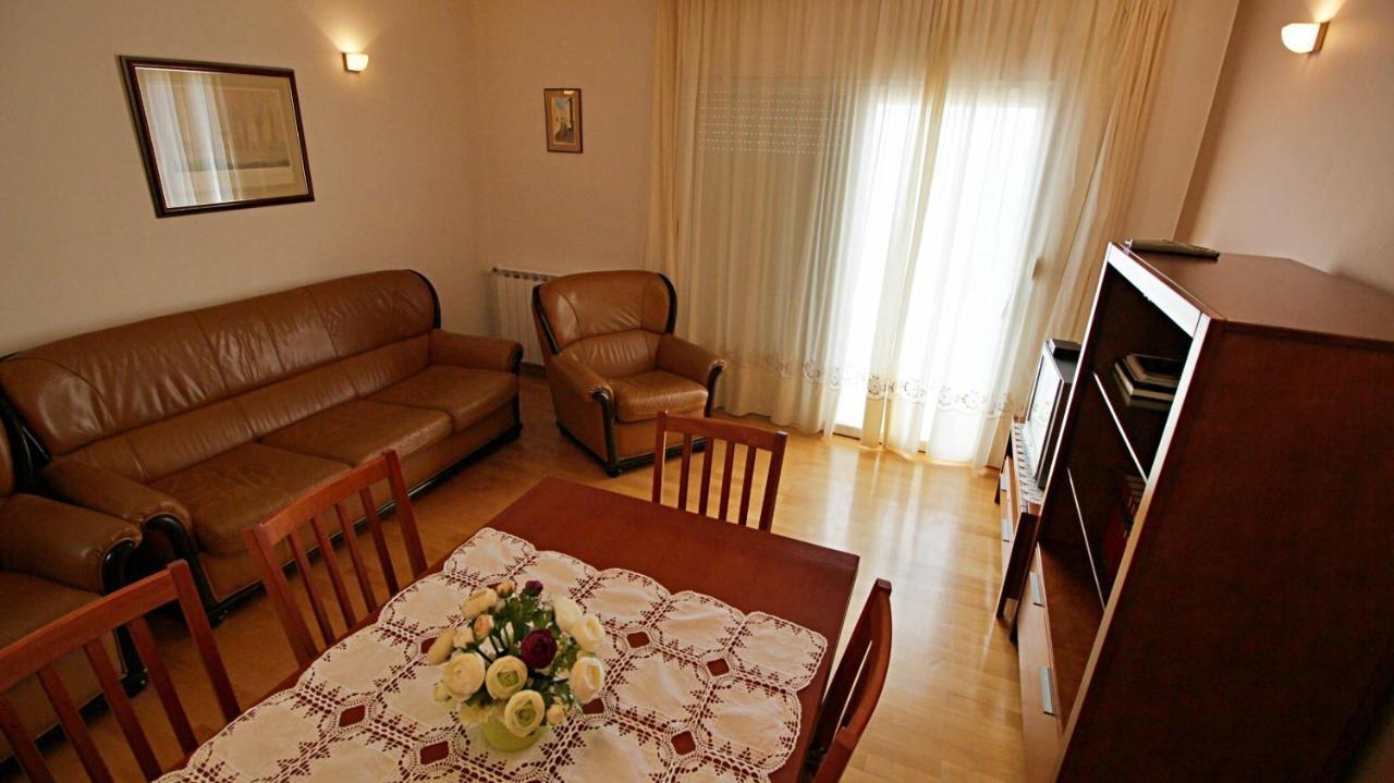 Apartment Ora Omiš Exterior foto